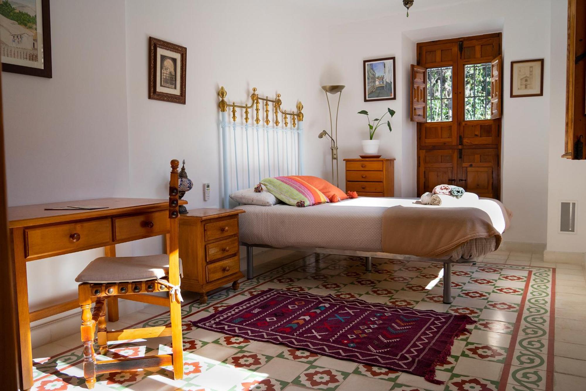 Oripando Private Rooms Granada Bagian luar foto