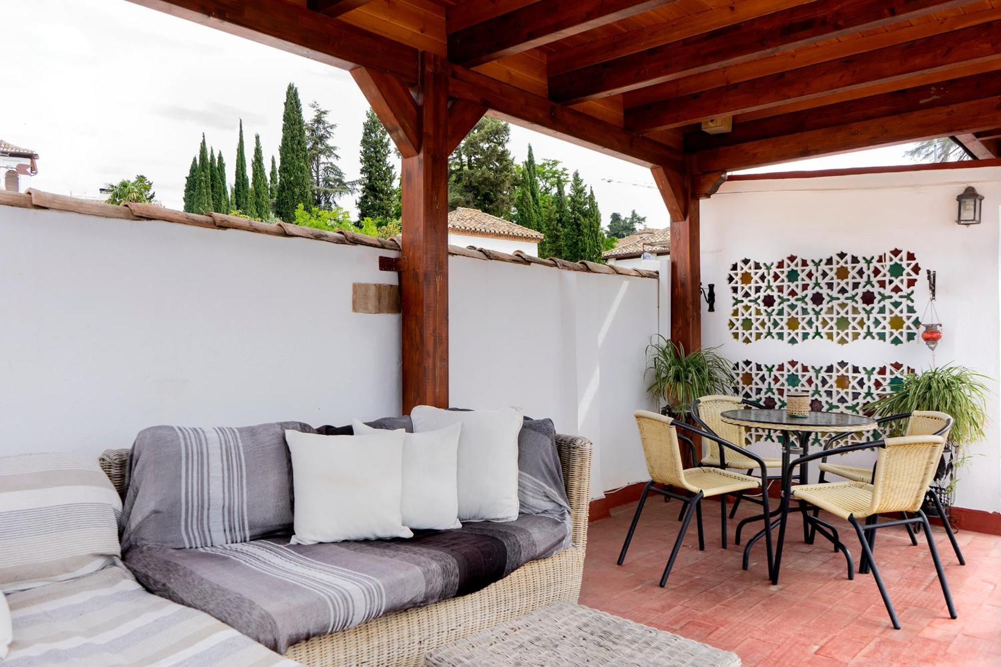 Oripando Private Rooms Granada Bagian luar foto