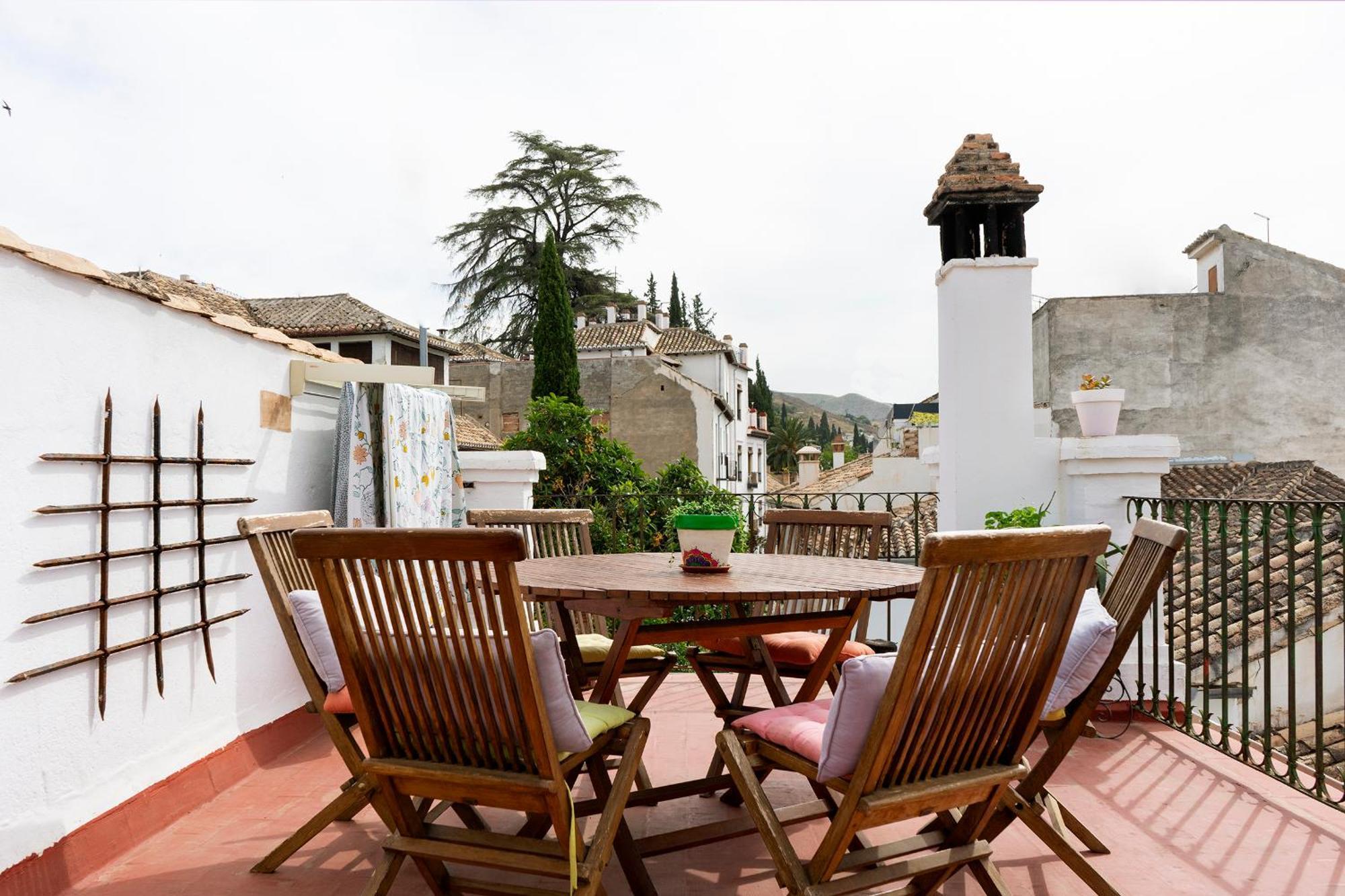 Oripando Private Rooms Granada Bagian luar foto